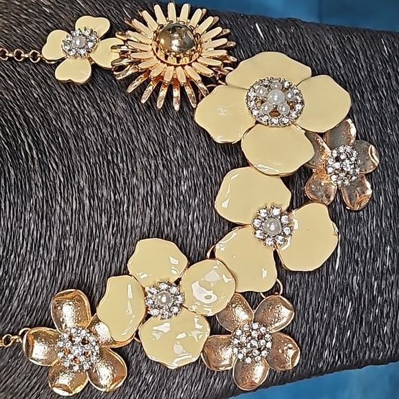 Vintage lot of 5 pieces of jewelry, JJ brooch, enamel flowers necklace - Picture 4 of 16